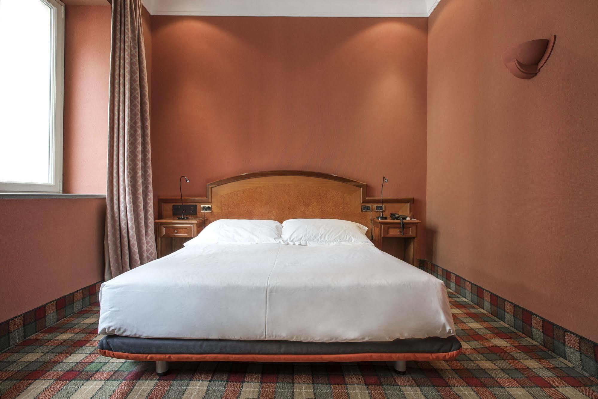 Hotel Rex Roma Ngoại thất bức ảnh